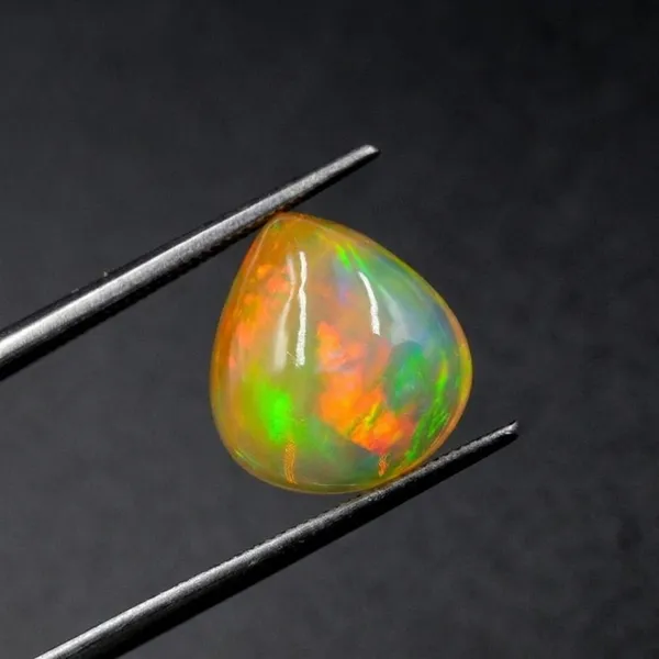 Multicolor_Ethiopian_Opal_Natural_Gemstone_Heart_Cabochon_Ring_Stone