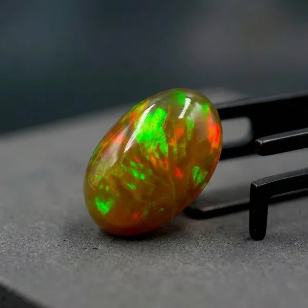 Ethiopian_Opal_Natural_Gemstone_Oval_Cabochon_Ring_Stone