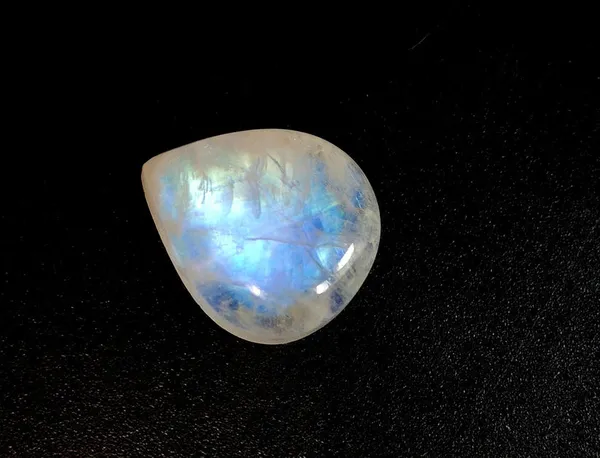 White_And_Blue_Rainbow_Moonstone_Natural_Gemstone_Cabochon_Heart_Pendant_Stone