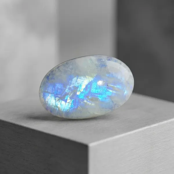 White_And_Blue_Rainbow_Moonstone_Flash_Oval_Cabochon_Pendant_Stone