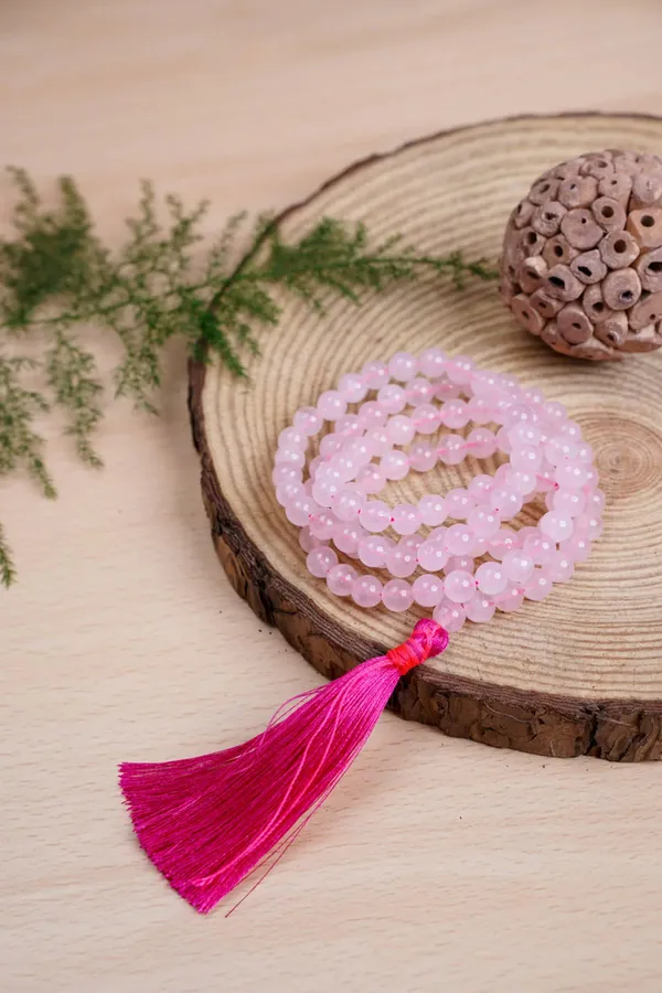 Light_Pink_Natural_Crystal_Rose_Quartz_Jaap_Mala