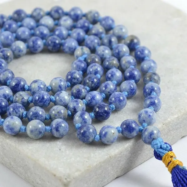 Blue_And_White_Natural_Crystal_Sodalite_Jaap_Mala