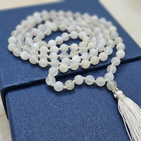 White_Natural_Crystal_Moonstone_Jaap_Mala
