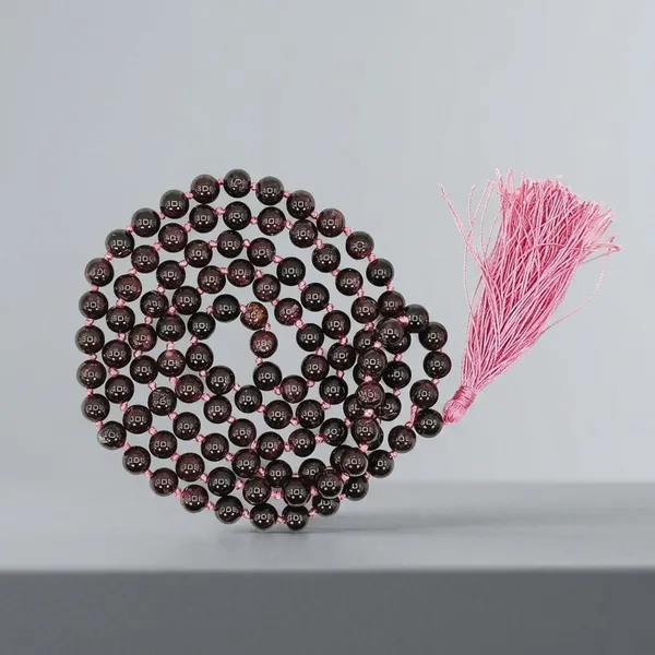 Black_Natural_Crystal_Garnet_Jaap_Mala
