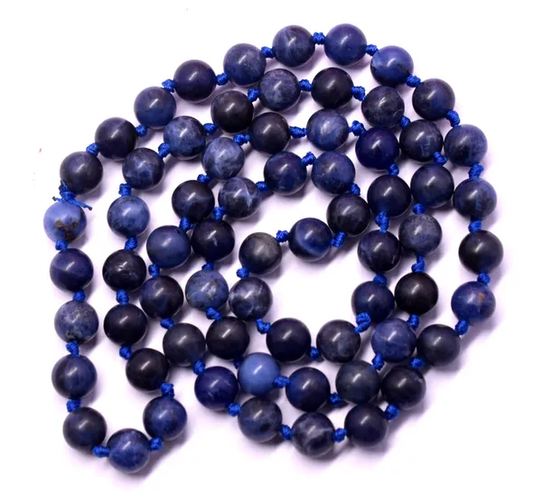 Blue_Natural_Crystal_Sodalite_Mala