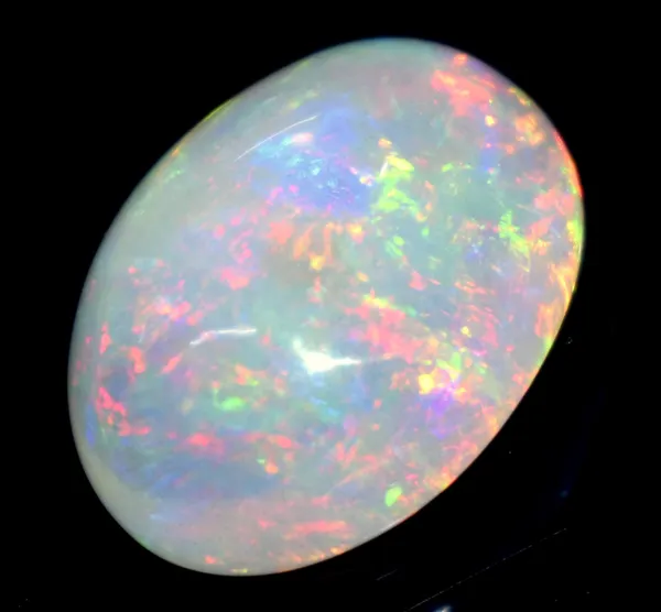 Ethiopian_Opal_Natural_Gemstone_Cabochon_Oval_Ring_Stone