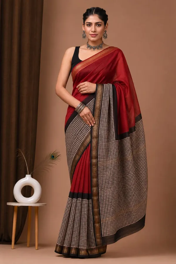 Maroon_Maheshwari_Silk_Geometric_Print_Saree_With_Matching_Blouse_For_Women