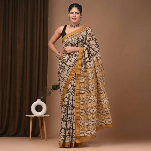 Beige_Kalamkari_Print_Maheshwari_Silk_Saree_With_Matching_Blouse_For_Women