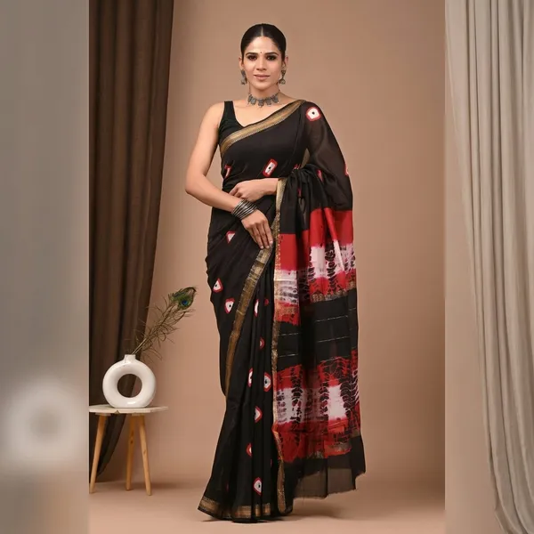 Black_Georgette_Floral_Print_Maheshwari_Silk_Saree_With_Matching_Blouse_With_Red_Border_For_Women
