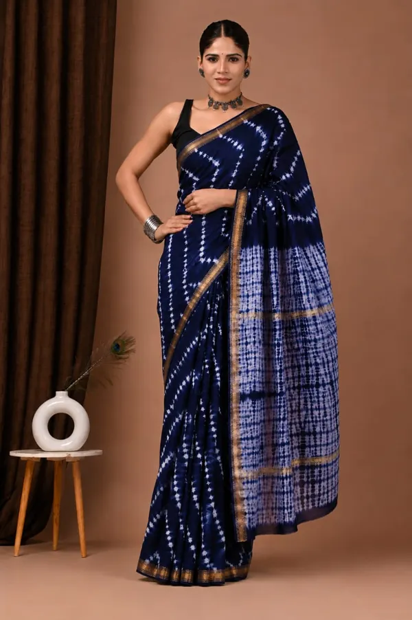 Navy_Blue_Tie_Dye_Maheshwari_Silk_Saree_With_Matching_Blouse_With_Golden_Border