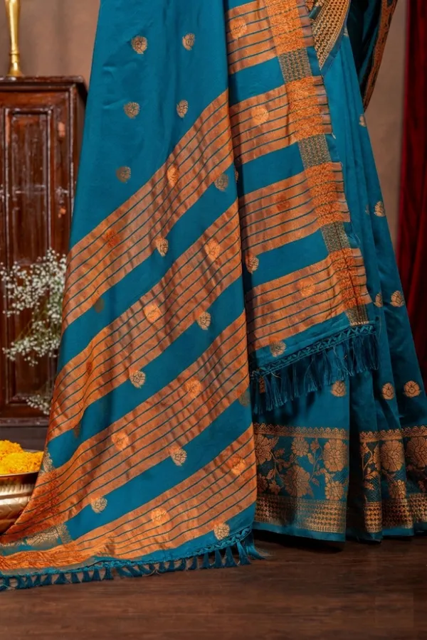 Premium_Litchi_Silk_Kota_Saree_-_Peacock