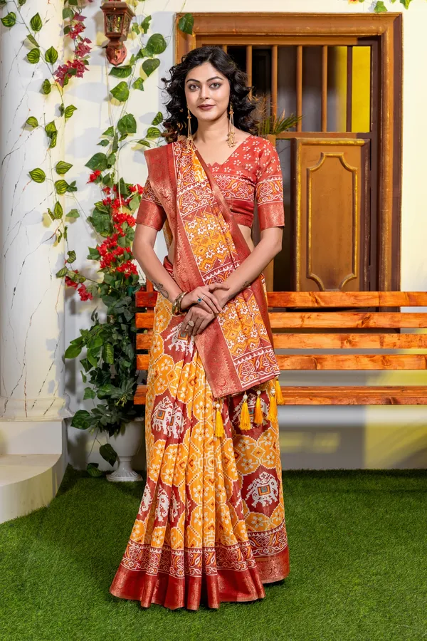 Premium_Patola_Type_Cotton_Silk_Saree