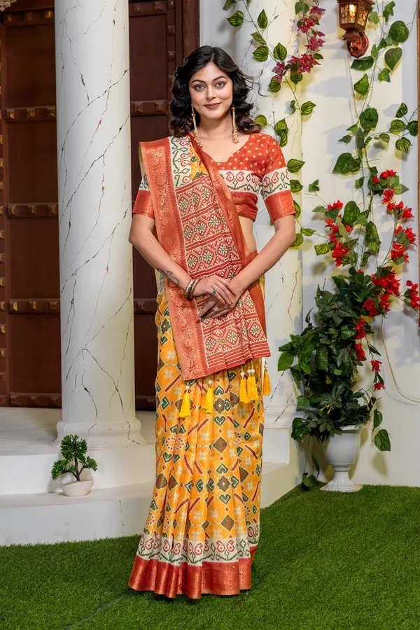 Premium_Patola_Type_Cotton_Silk_Saree