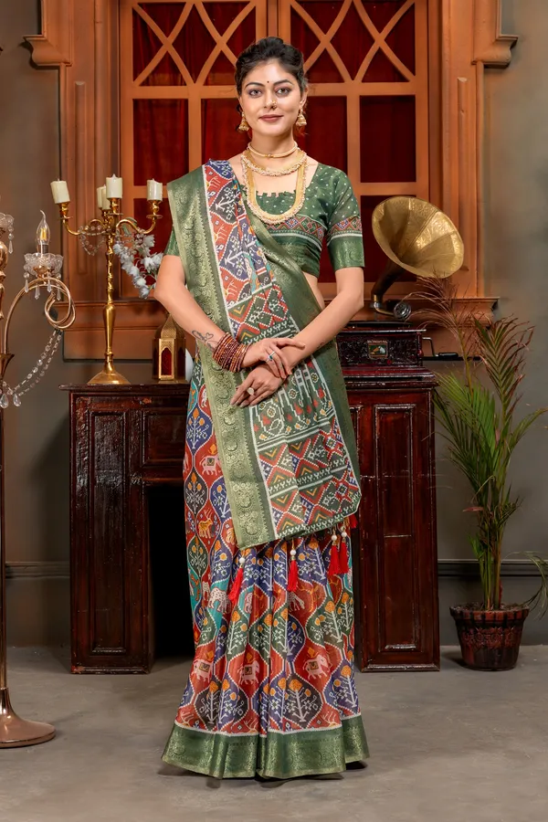Premium_Patola_Type_Cotton_Silk_Saree