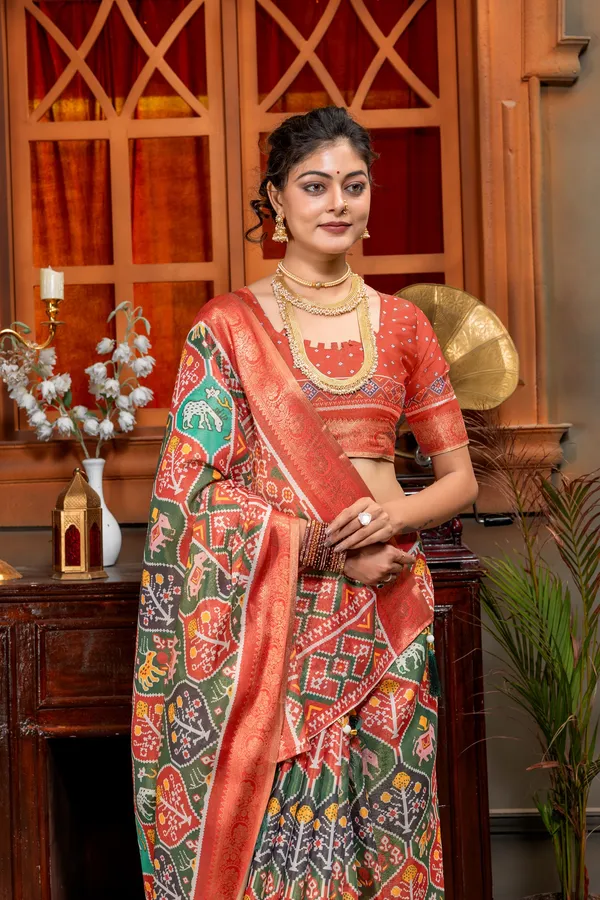 Premium_Patola_Type_Cotton_Silk_Saree