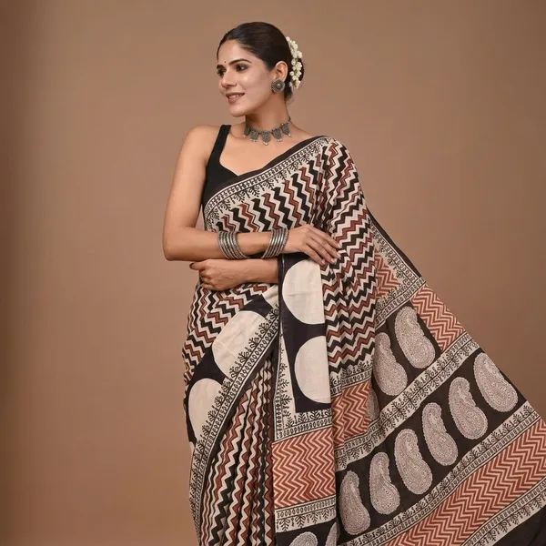 Black_Brown_Zigzag_Pattern_Pure_Cotton_Printed_Saree_With_Matching_Blouse_For_Women