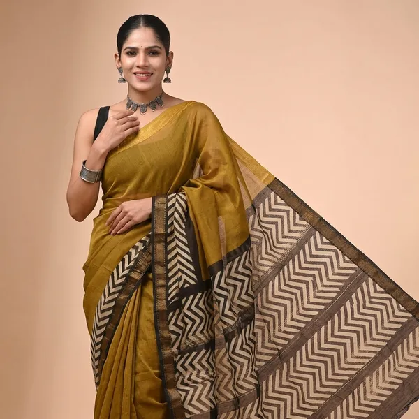 Mustard_Yellow_Maheshwari_Silk_Chevron_Border_Saree_With_Matching_Blouse_For_Women