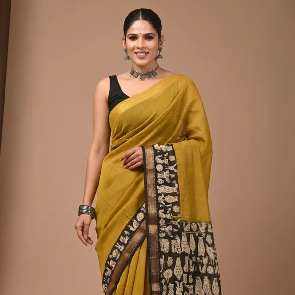 Mustard_Yellow_Maheshwari_Silk_Blend_Saree_With_Matching_Blouse_With_Contrast_Border_For_Women