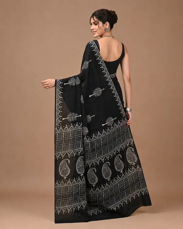 Black_Batik_Print_Pure_Cotton_Saree_With_Matching_Blouse_For_Women