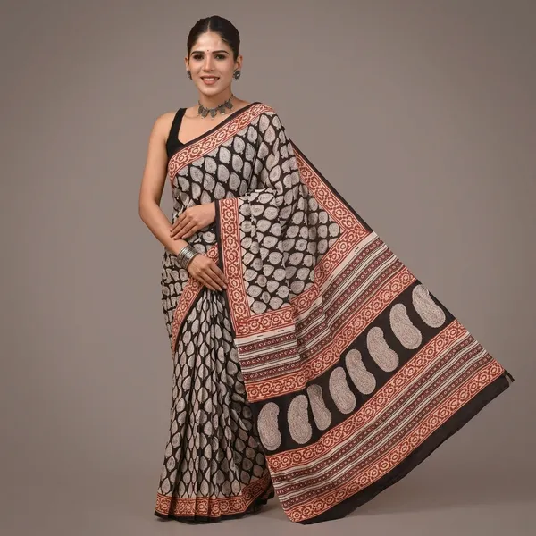 Black_And_White_Geometric_Print_Pure_Cotton_Saree_With_Matching_Blouse_With_Red_Border