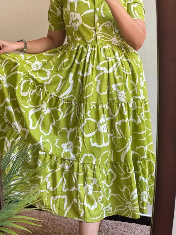 Hbkart_Women_Tiered_Green_Below_Knee_Dress