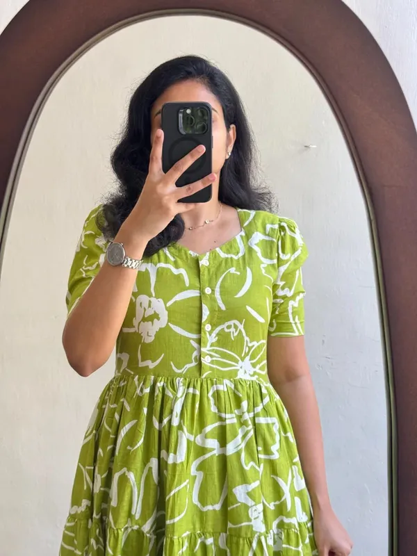 Hbkart_Women_Tiered_Green_Below_Knee_Dress