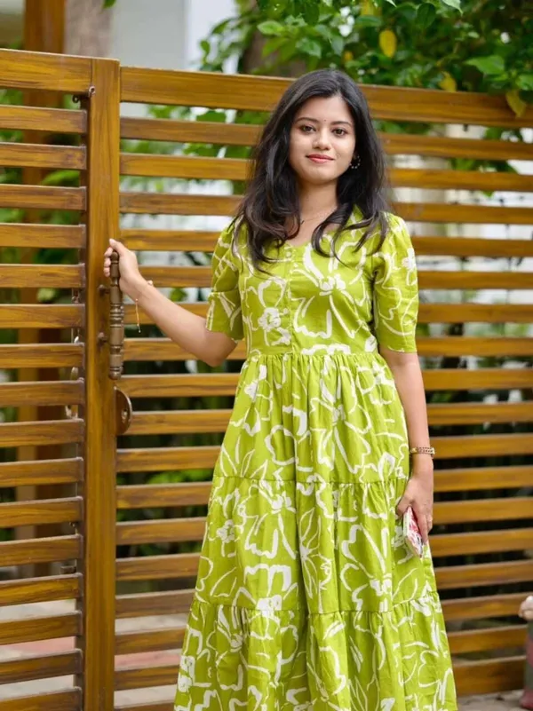 Hbkart_Women_Printed_Ethnic_Dress_(Green)