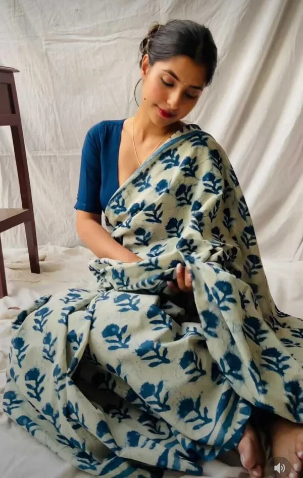 HBKART_Printed_Hand_Batik_Pure_Cotton_Saree_(Blue)