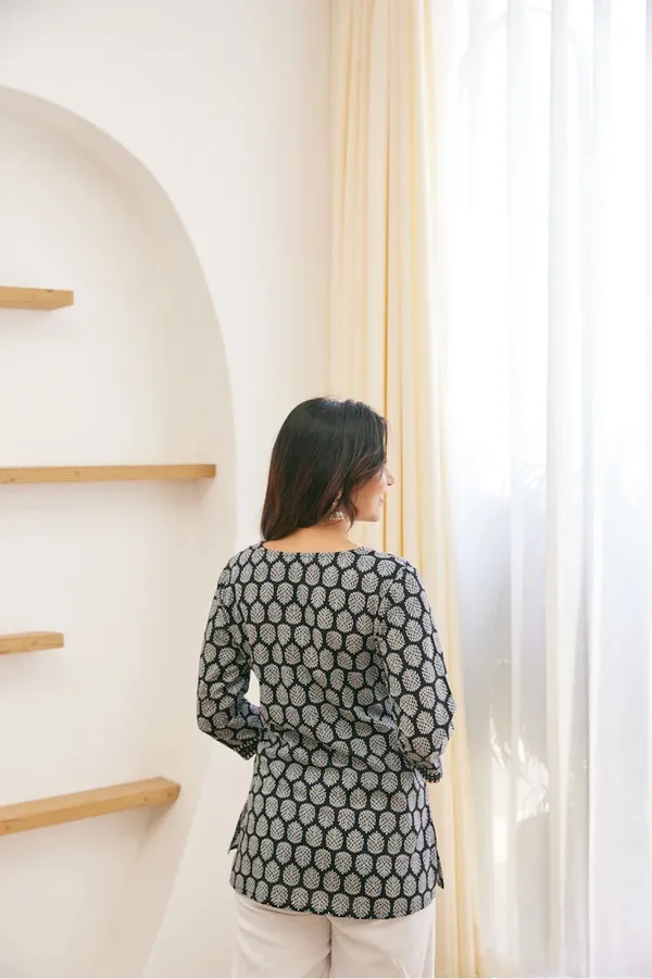 Hbkart_Casual_Printed_Women_Black_Top