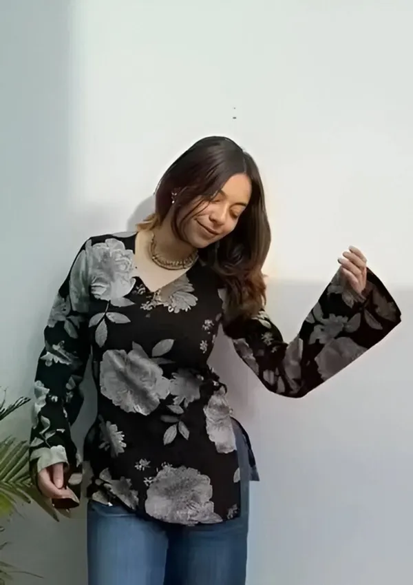 Hbkart_Casual_Floral_Print,_Printed_Women_Black_Top