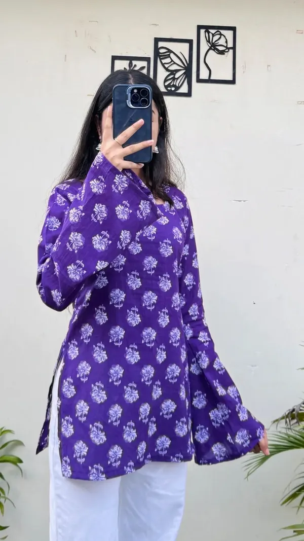 Hbkart_Casual_Printed,_Floral_Print_Women_Purple_Top