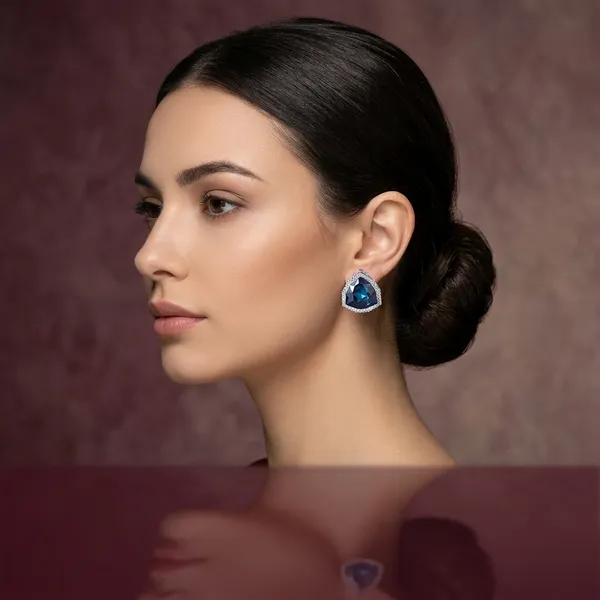 Blue_Alloy_Swarovski_Crystal_Earrings_For_Women