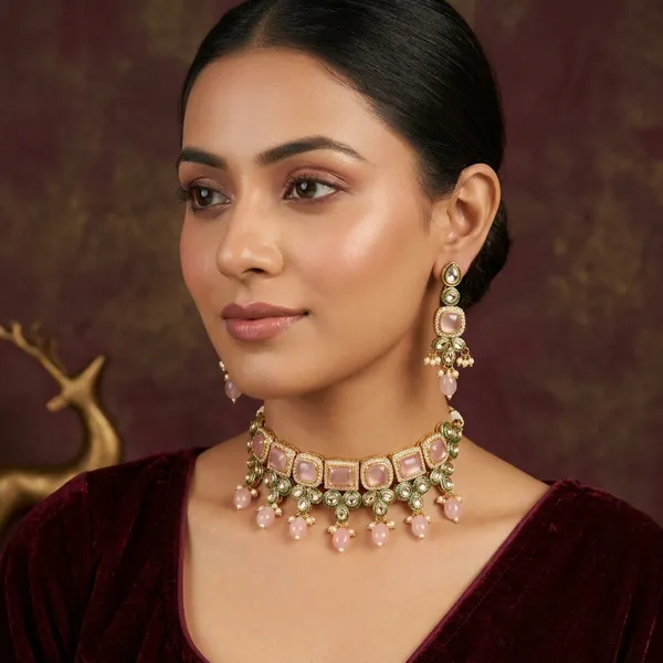 Golden_Alloy_Monalisa_Stone_Choker_Necklace_Set_For_Women