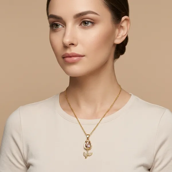 Rose_Bloom_Crystal_Pendant_Necklace_Anti-Tarnish