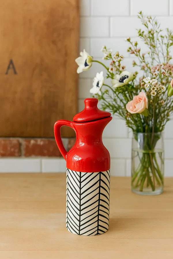 Red_Ceramics_Premium_Kitchen_Accessories_Oil_Bottle_For_Home_and_Kitchen