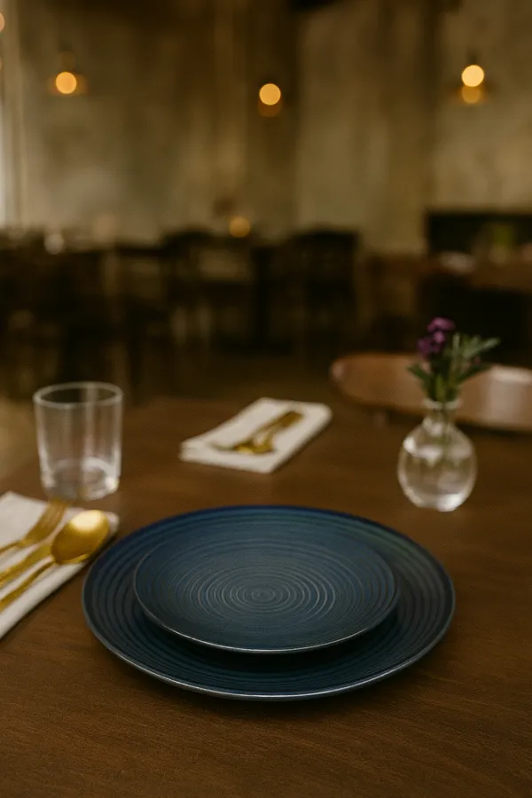Dark_Green_Ceramics_Luxury_Tableware_Dinner_Set_For_Home_and_Kitchen