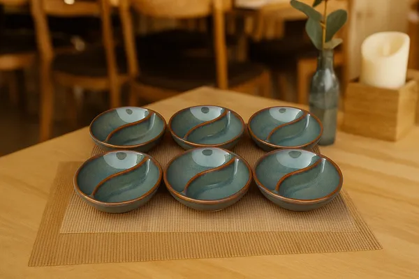 Greyish_Blue_Ceramics_Elegant_Serveware_Snack_Plate_For_Home_and_Kitchen