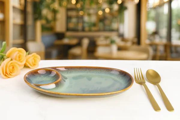 Bluish_Pink_Ceramics_Premium_Chip_And_Dip_Platter_For_Home_and_Kitchen