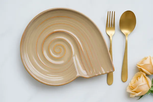 Cream_Ceramics_Premium_Serveware_Platter_For_Home_and_Kitchen
