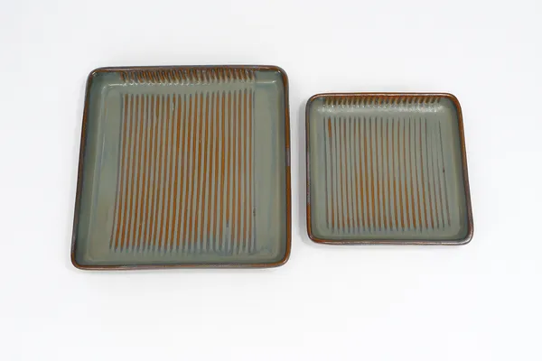 Dark_Green_Ceramics_Luxury_Dining_Dinnerware_Set_For_Home_and_Kitchen_(Pack_of_3)