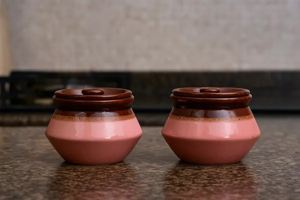 Maroon_Ceramics_Premium_Kitchenware_Storage_Jar_For_Home_and_Kitchen