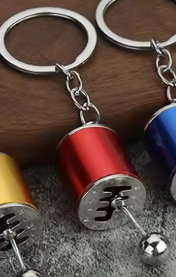 Red_Metal_Gear_Shift_Knob_Keychain_For_Car_Lovers