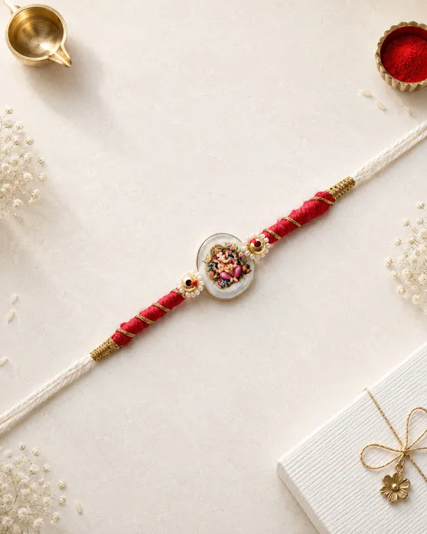 Handcrafted_Rakhi_With_Decorative_Thread_And_Beaded_Center_(Pack_Of_5)