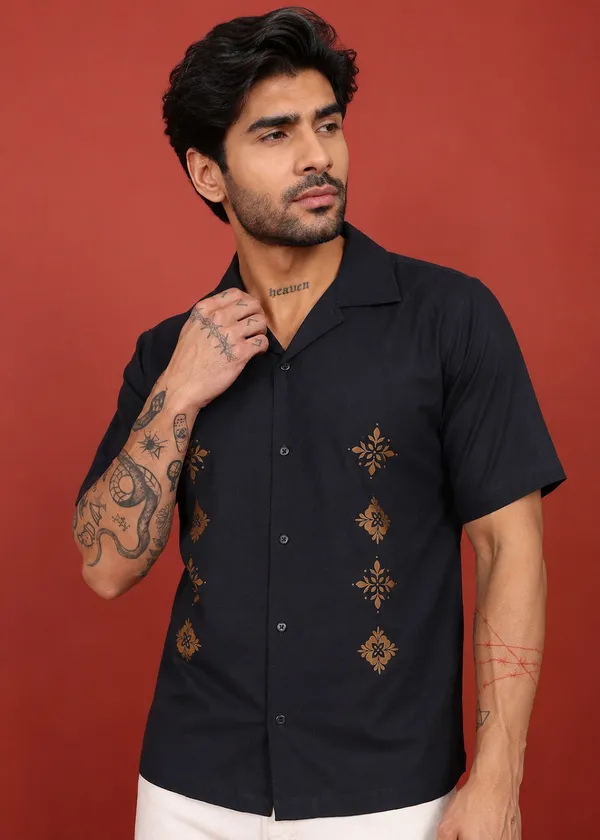 Black_printed_Short_Sleeve_Shirt_for_Men