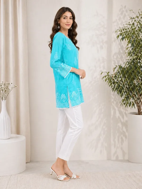Sea_Green_printed_Short_Kurti_for_Women