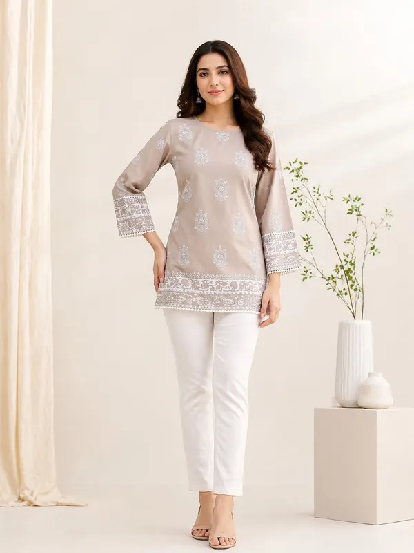 Beige_Printed___Short_Kurti_for_Women