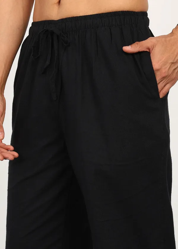 Black_Relaxed_Fit_Ankle_Length_Pants_for_Men
