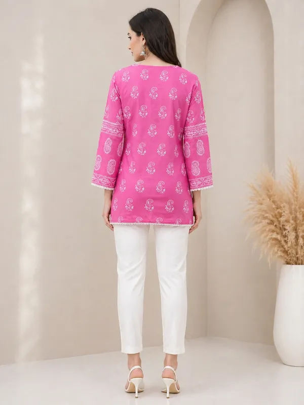 Pink_Printed___Straight_Short_Kurti_for_Women