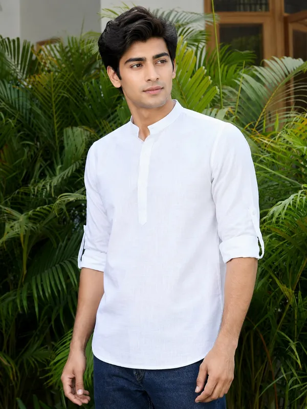 White___Mandarin_Collar_Short_Kurta_for_Men