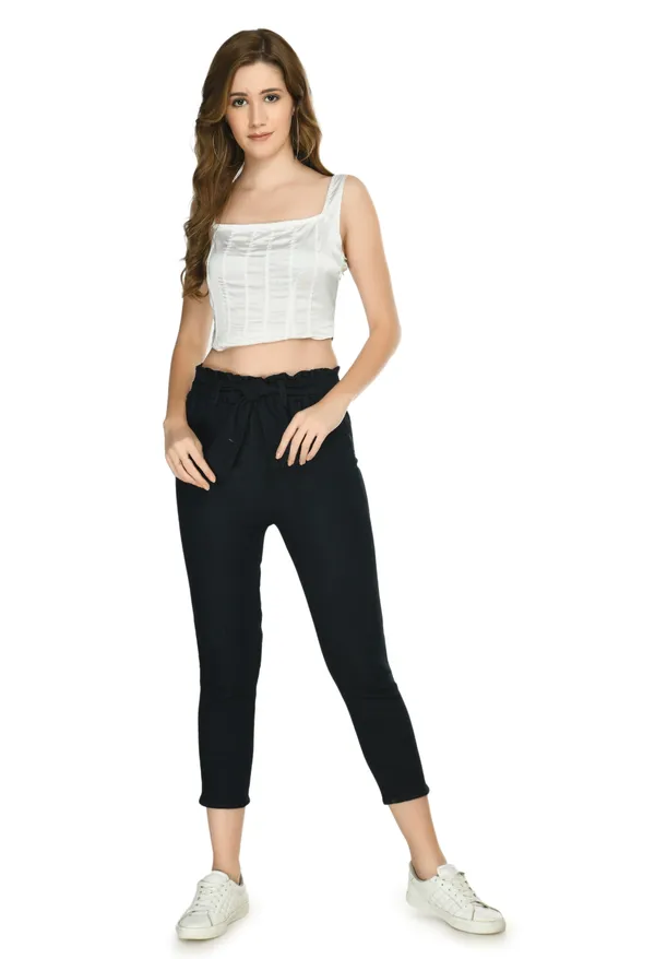 Black_Tapered_Fit_Ankle_Length_Pants_for_Women